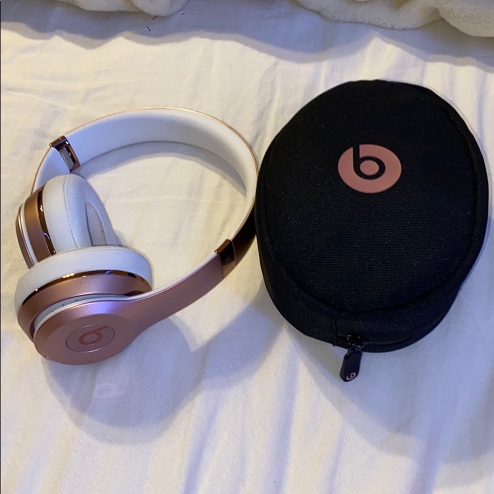 Rose Gold Beats